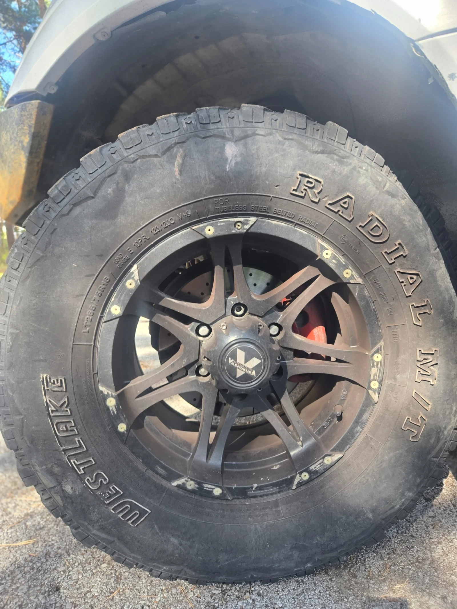 Mitsubishi Pajero Повдигнат, окачване, бронии, осветление и други  - изображение 4