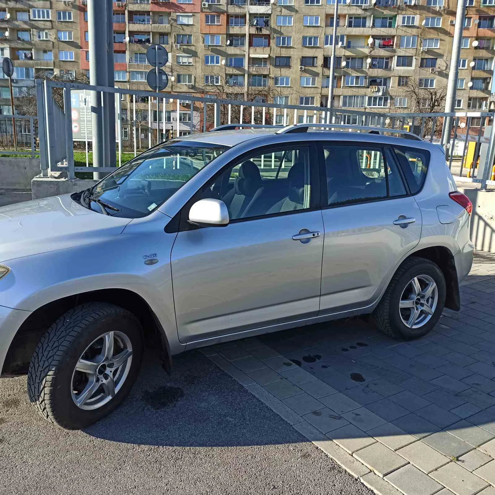 Toyota Rav4  - изображение 2