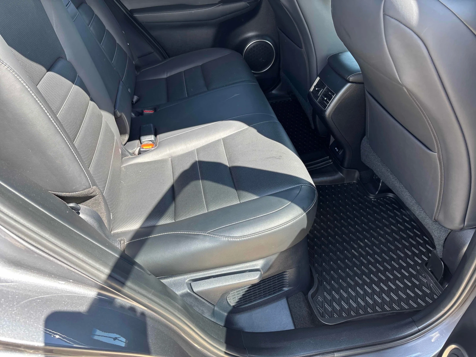 Lexus NX 300 * * CARFAX * * АВТО КРЕДИТ * * , снимка 12 - Автомобили и джипове - 54360451