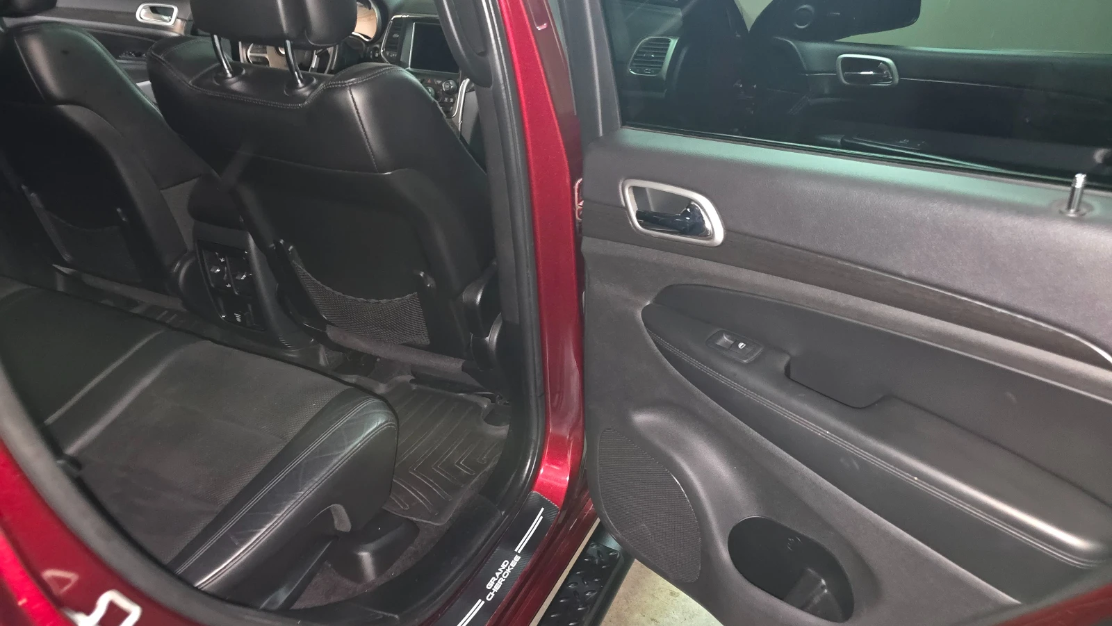 Jeep Grand cherokee Altitude 3.6L V6, 4x4, снимка 16 - Автомобили и джипове - 54714062