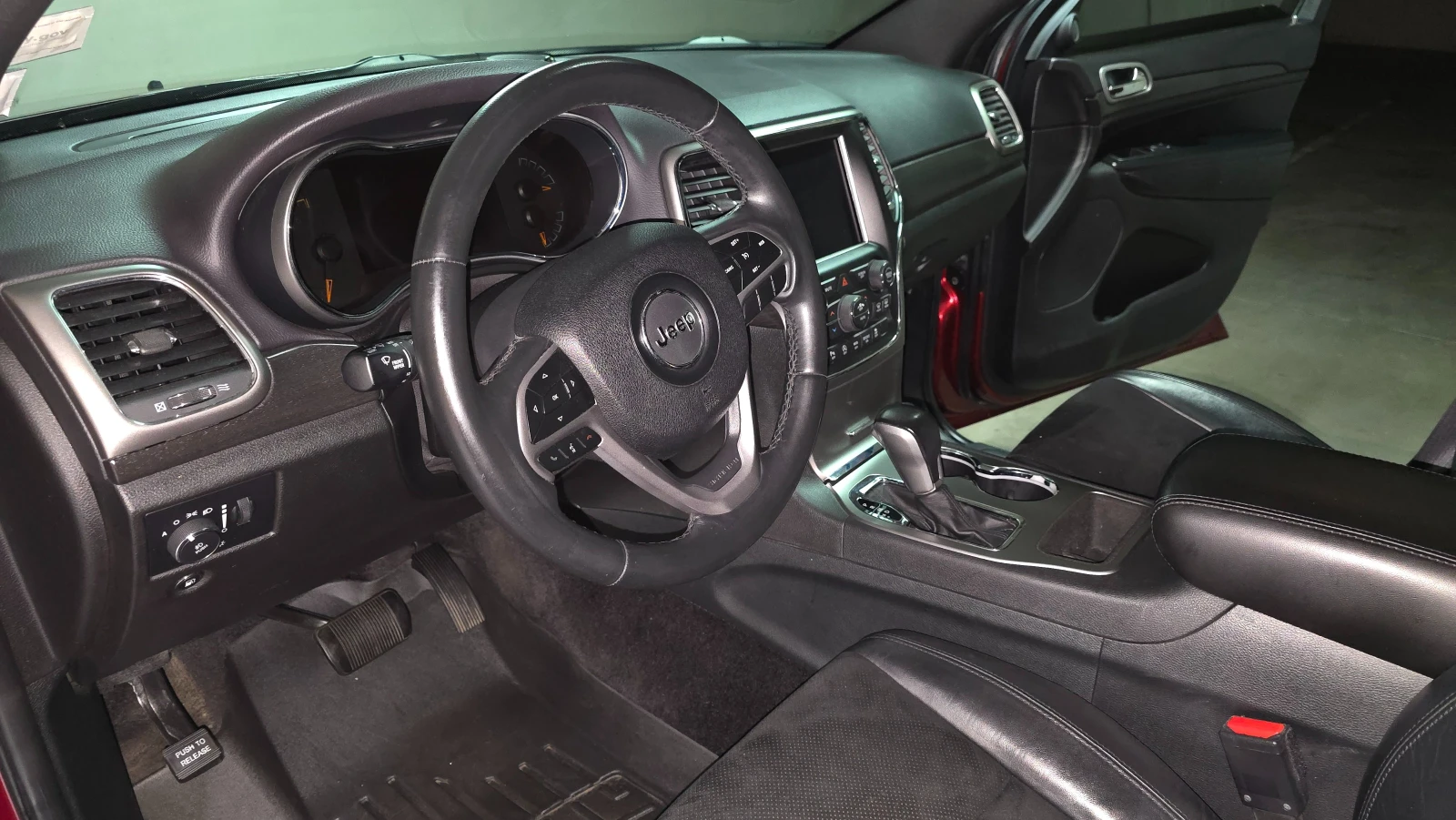 Jeep Grand cherokee Altitude 3.6L V6, 4x4, снимка 12 - Автомобили и джипове - 54714062