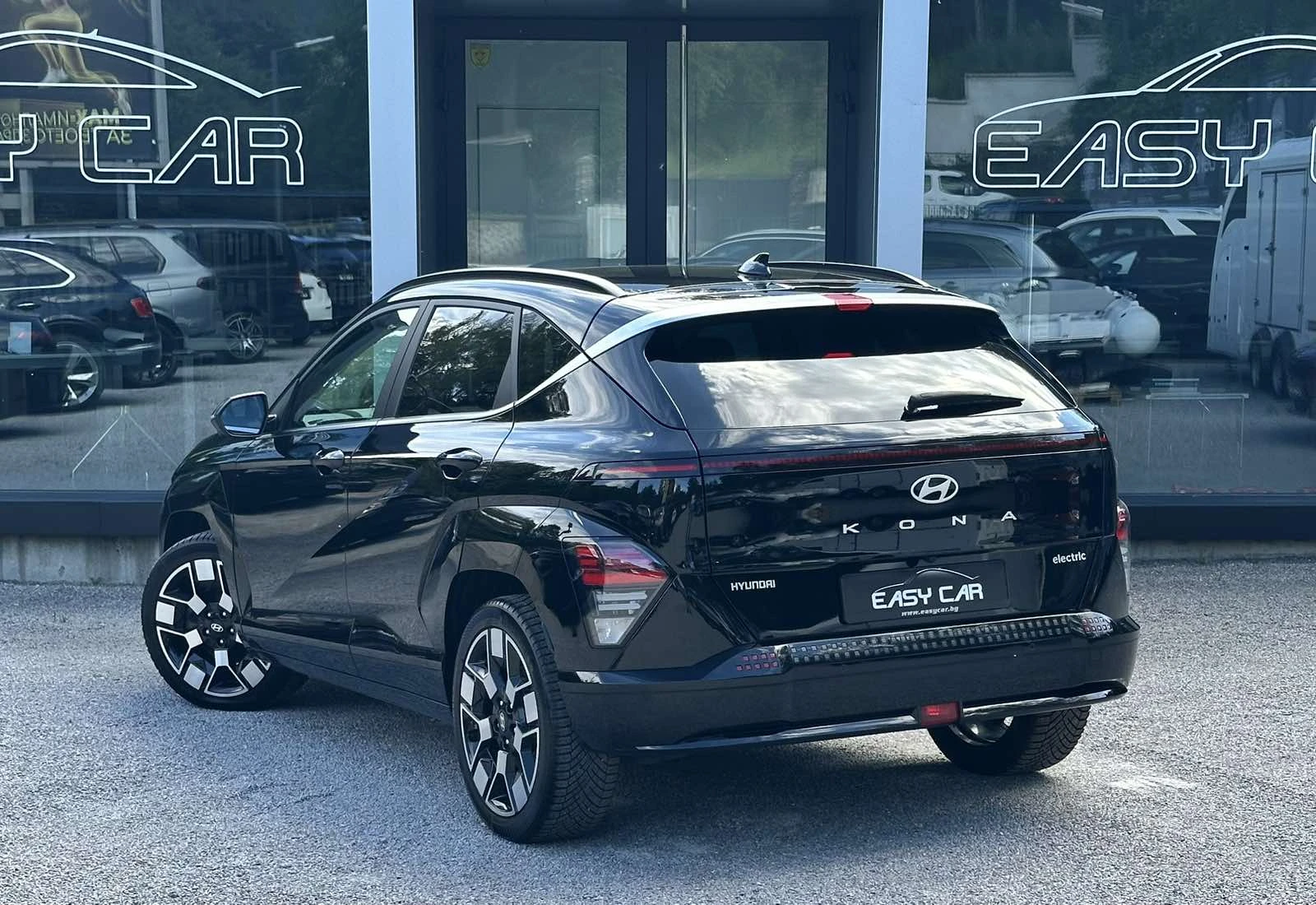 Hyundai Kona Elektro Prime/ NAVI/LED/HUD/BOSE/CAMERA/ГАРАНЦИЯ, снимка 4 - Автомобили и джипове - 54942243