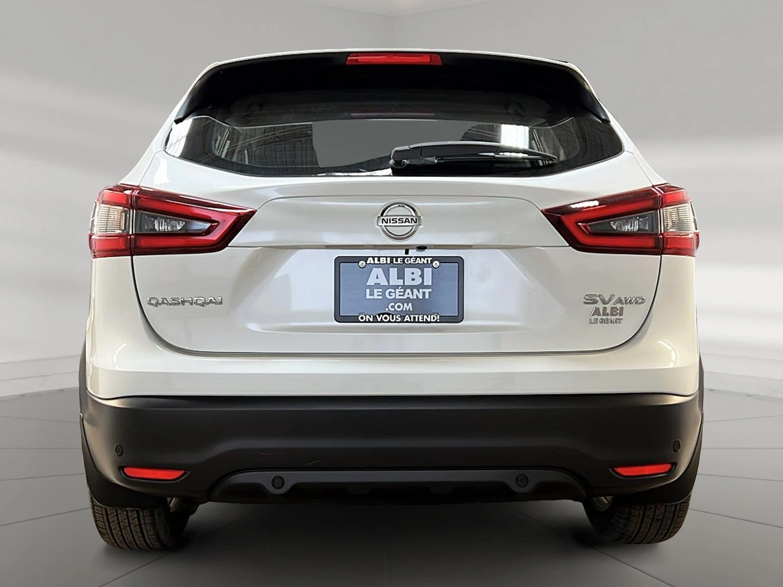 Nissan Qashqai * AWD CVT * CARFAX * ОПЦИЯ ЗА ФИНАНСИРАНЕ, снимка 4 - Автомобили и джипове - 55929876