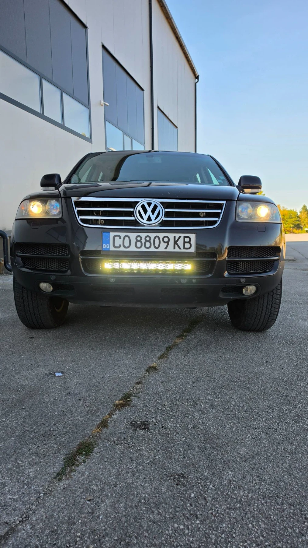 VW Touareg 3.0TDI, снимка 8 - Автомобили и джипове - 56347978