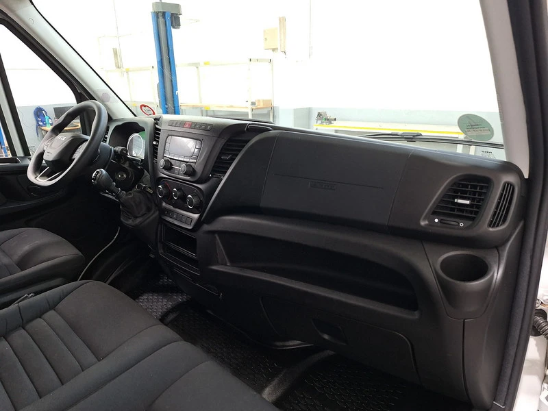 Iveco Daily 35C16 2.3 Куфар Падащ борд - изображение 8