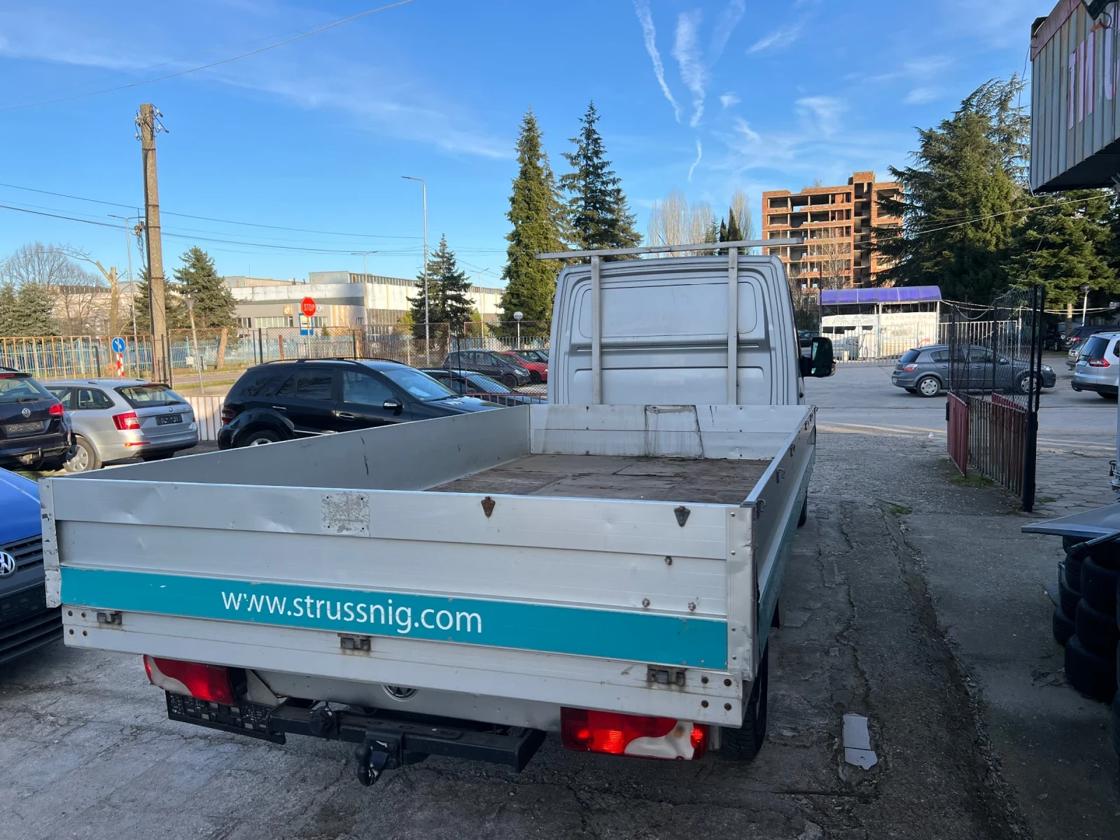 VW Crafter 2.0TDI 136kc.4.30мтр., снимка 13 - Бусове и автобуси - 51410180