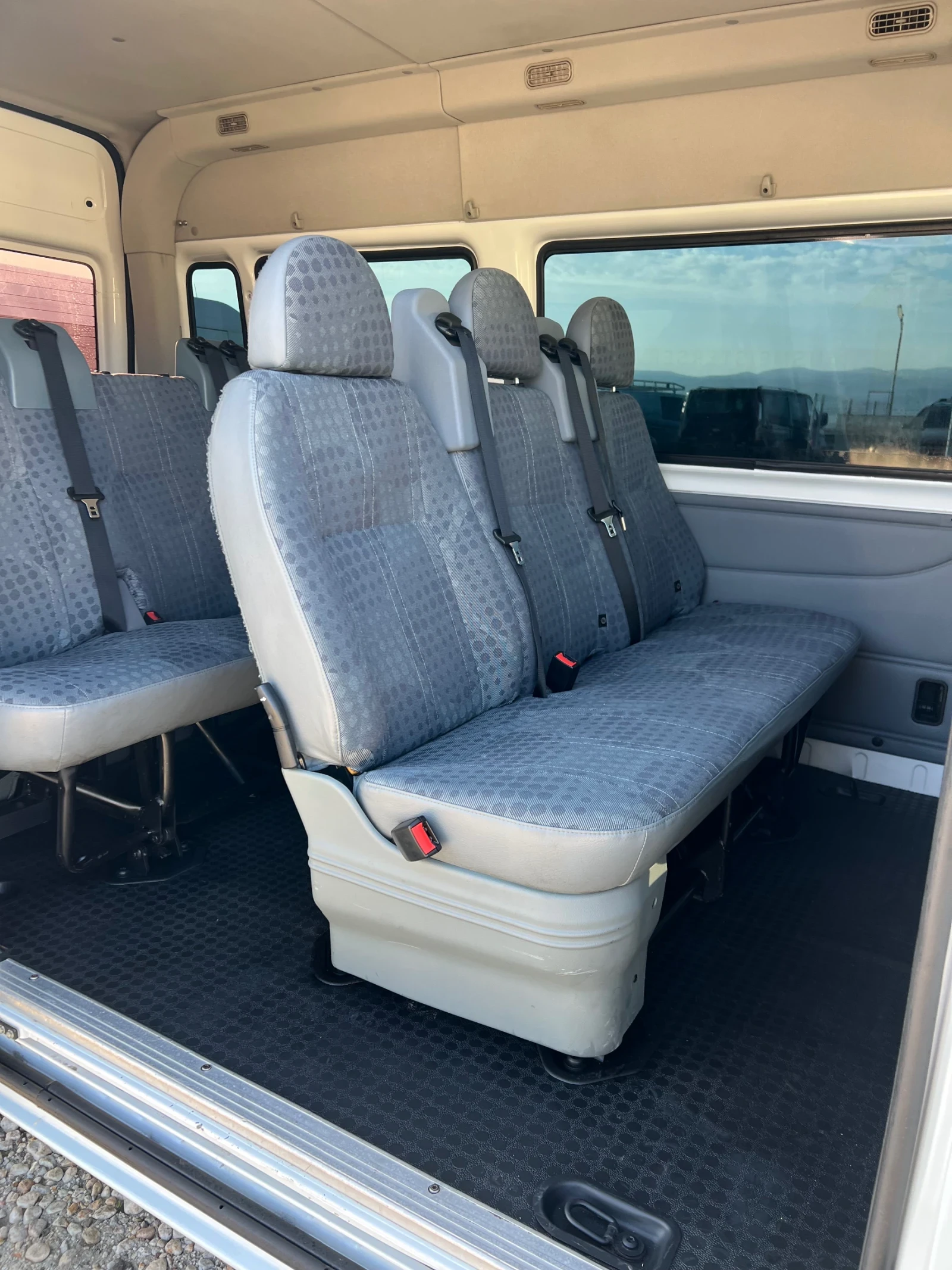 Ford Transit 9 ����� - ����� �������� | Mobile.bg � ����������� 14