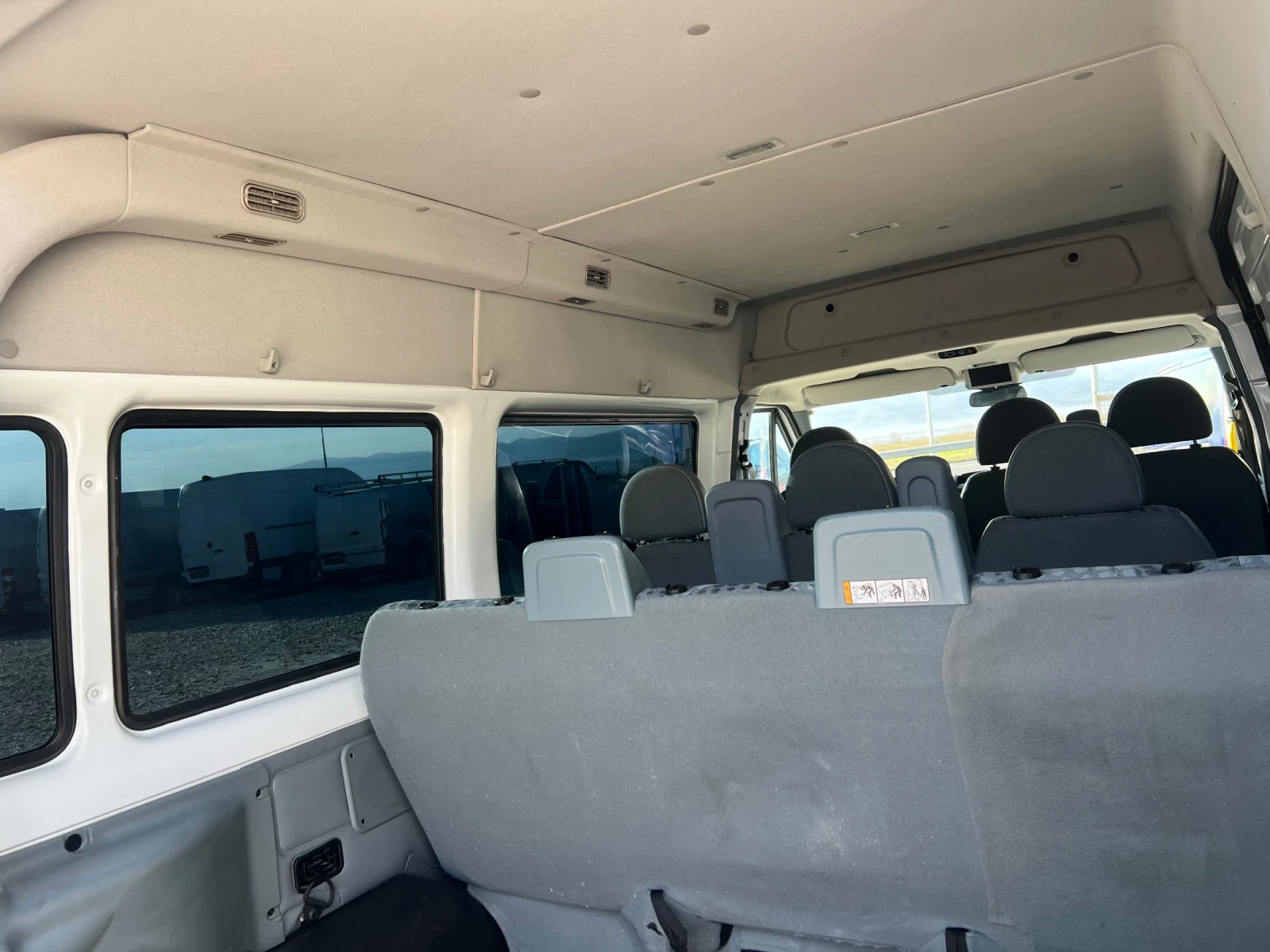 Ford Transit 9 ����� - ����� �������� | Mobile.bg � ����������� 12