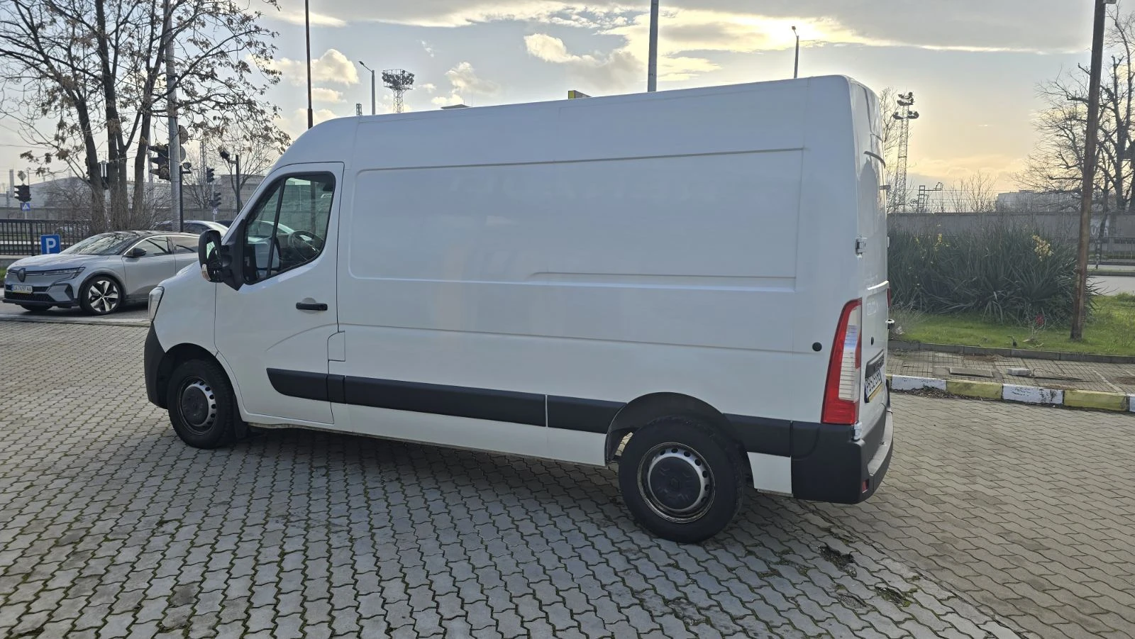 Renault Master 2.3 DCI - изображение 10