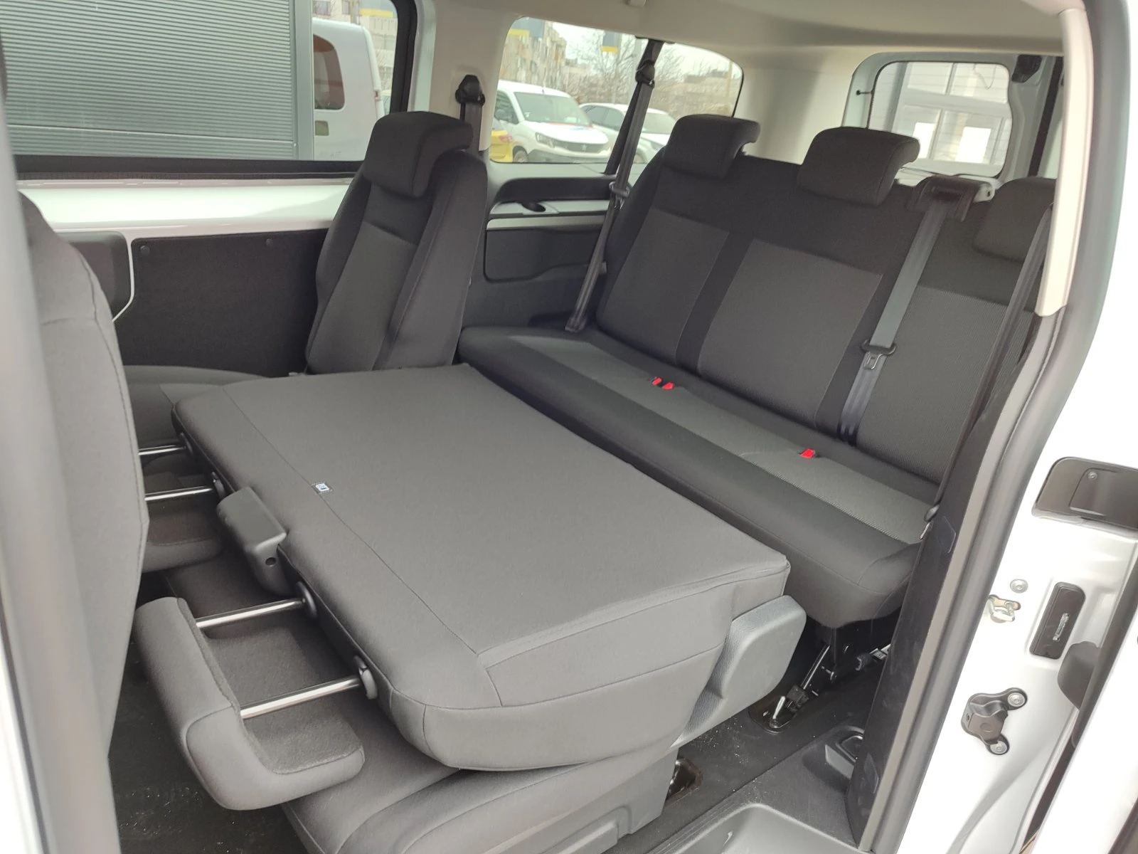 Citroen Jumpy 8+ 1 COMBI MCA XL 2.2 BlueHDi 180 S&S AT8 | Mobile.bg � ����������� 13