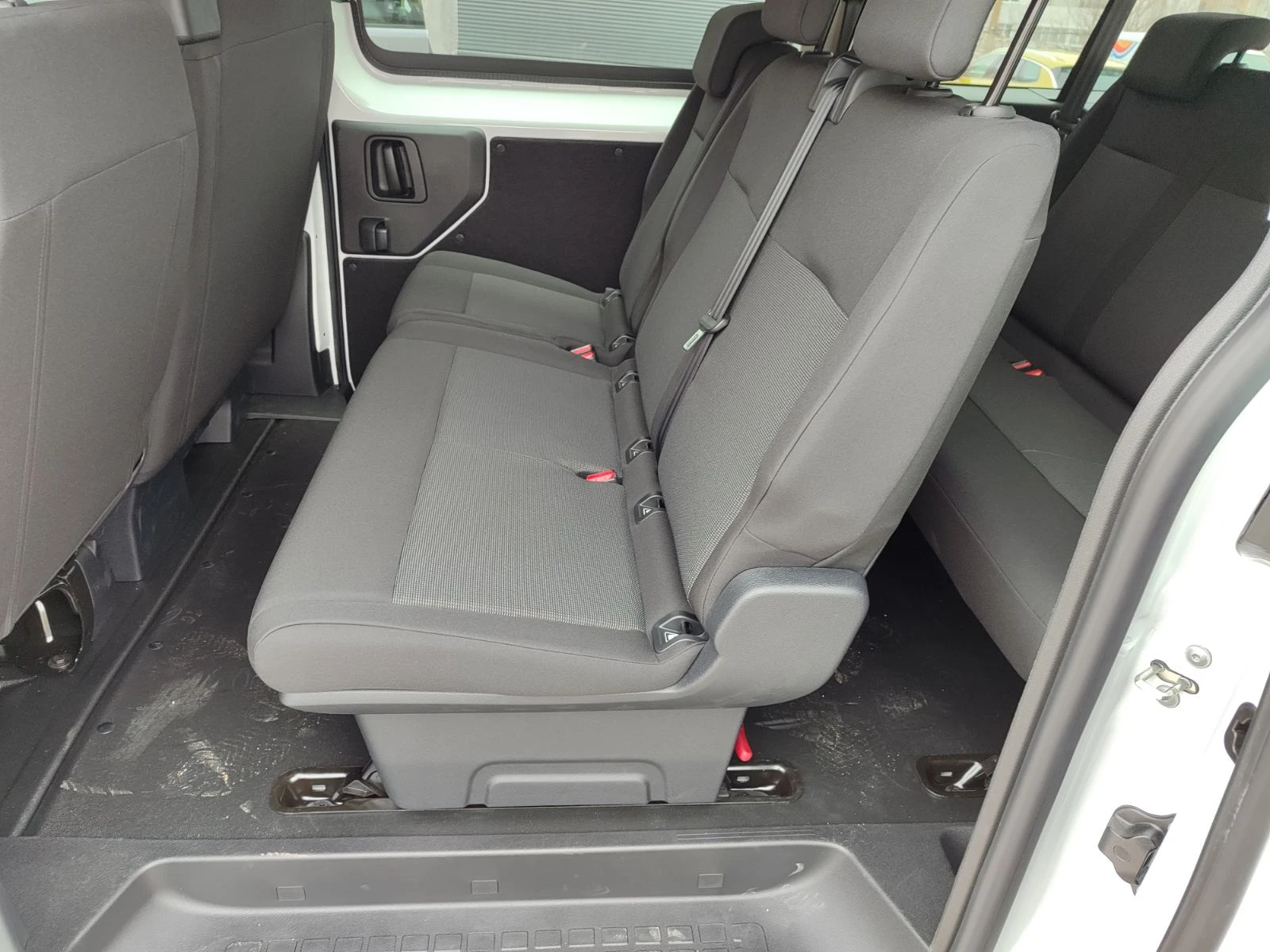 Citroen Jumpy 8+ 1 COMBI MCA XL 2.2 BlueHDi 180 S&S AT8 | Mobile.bg � ����������� 12