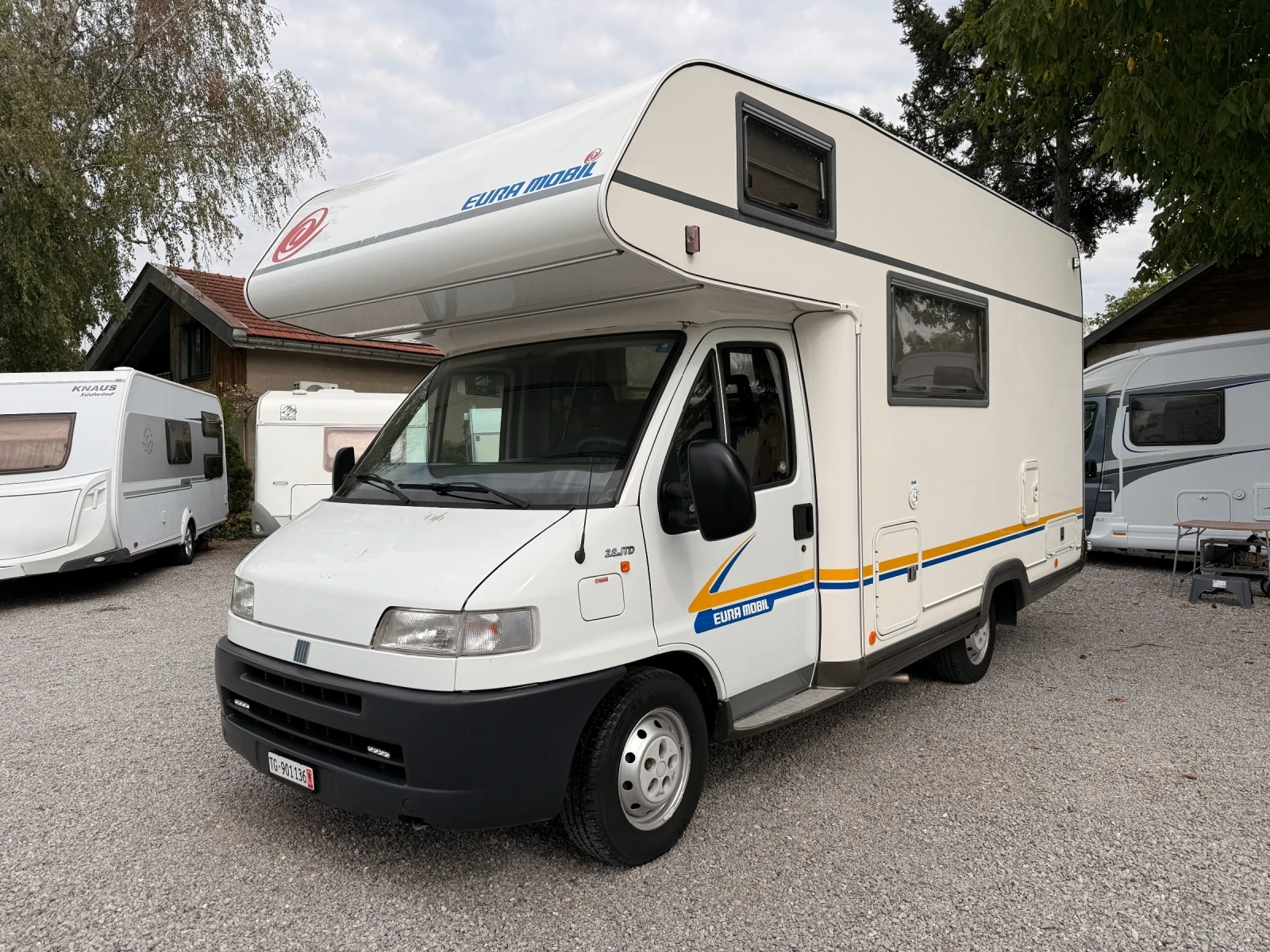 Кемпер Euramobil Sport 585 DS