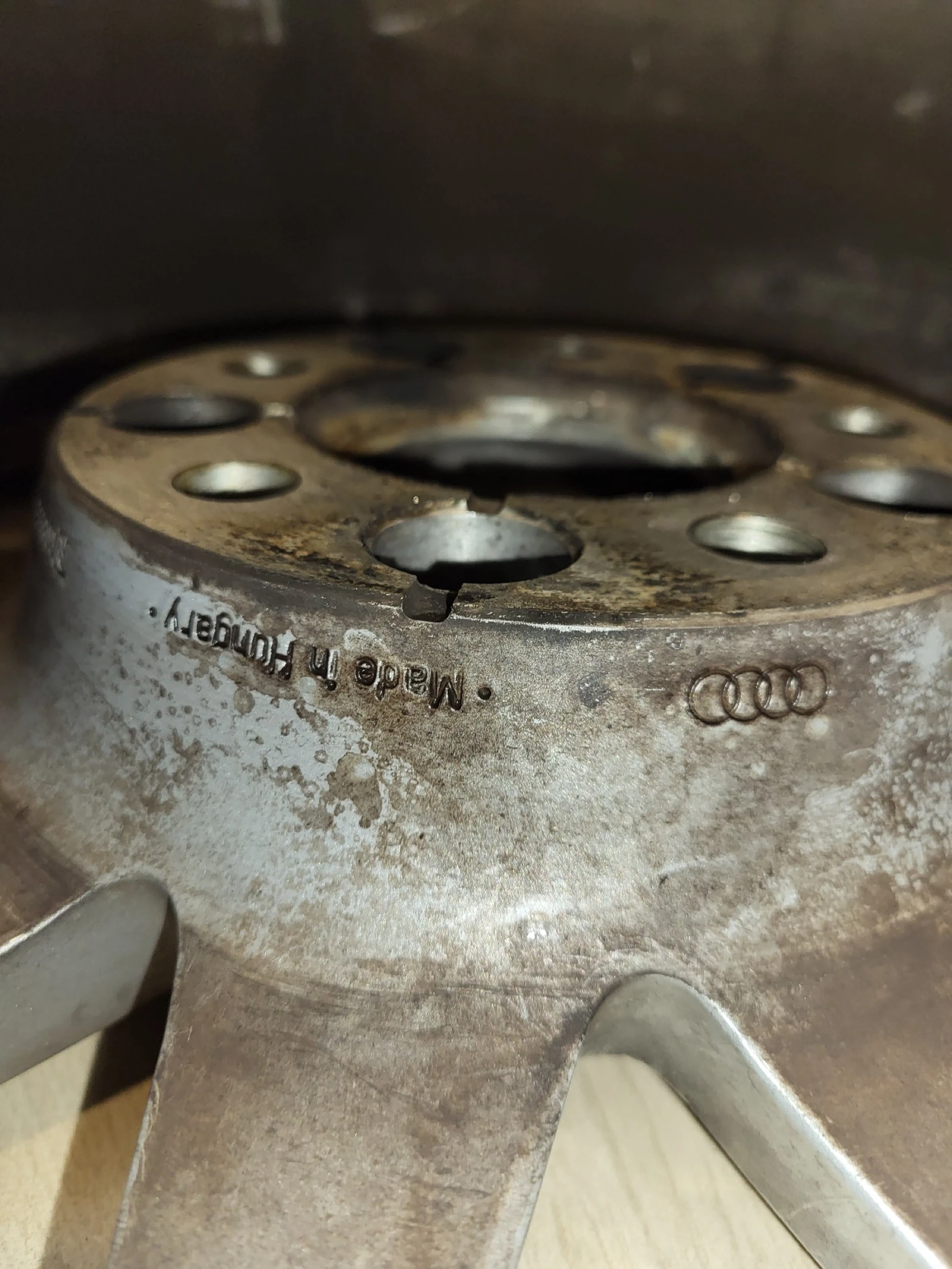 ���� � ������ 225/50R17 �� Audi A4 | Mobile.bg � ����������� 14