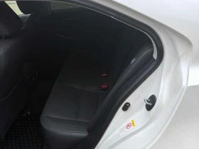 Lexus IS 300 * CARFAX * КАМЕРА * 2 КЛЮЧА * ПОДГРЕВИ, снимка 16