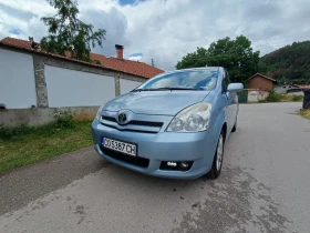 Toyota Corolla verso 1.8.  129кс, снимка 3