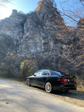 Honda Accord - 6250 € / 12223.94 лв. - 31793506 3