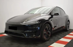 ������ Tesla Model Y