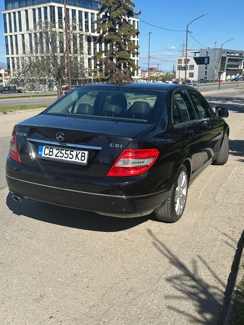 Mercedes-Benz C 220, снимка 13 - Автомобили и джипове - 46202938