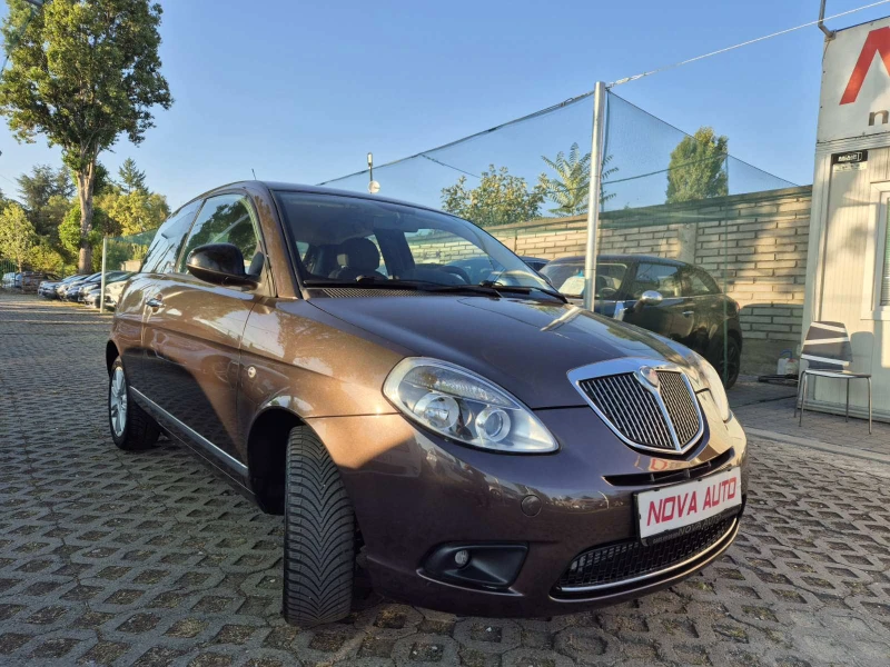 Lancia Ypsilon 1.2i-2012г-FACE LIFT, снимка 5 - Автомобили и джипове - 46898278