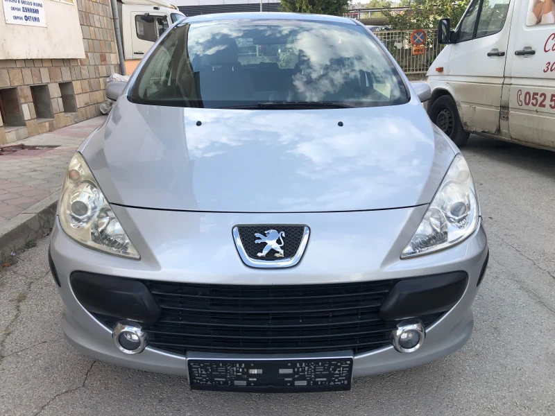 Peugeot 307 1.6i 109k.c. FACE, снимка 2 - Автомобили и джипове - 47003434