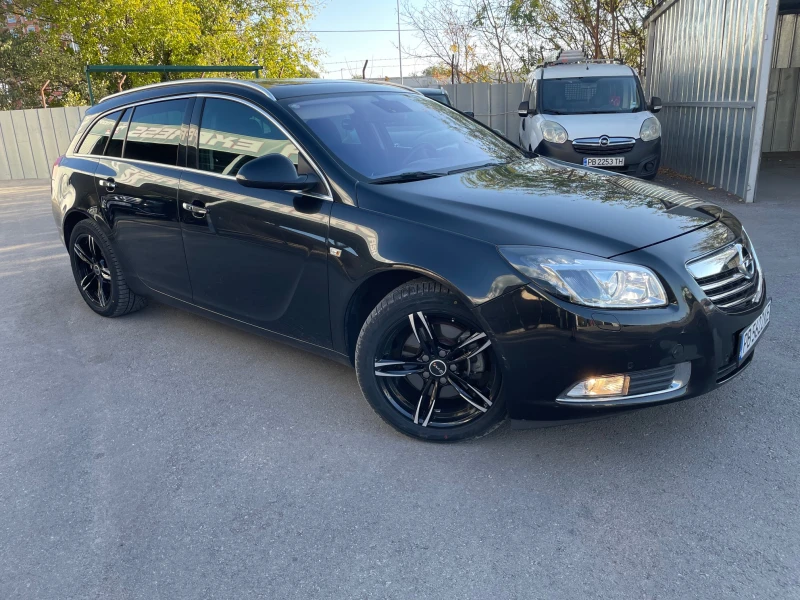 Opel Insignia 2.0/220 H.P./4x4/, снимка 1 - Автомобили и джипове - 48613233