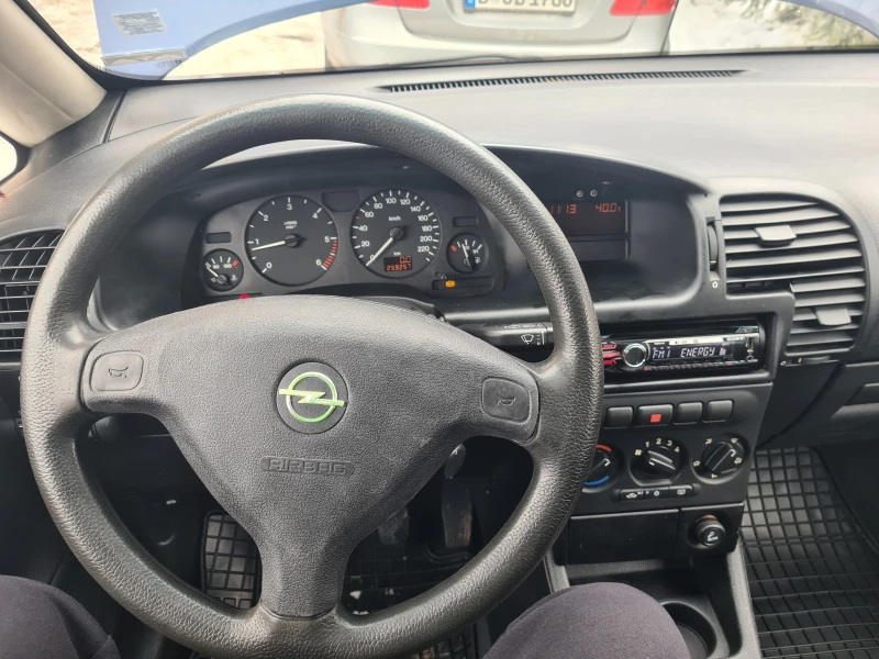 Opel Zafira 2.2 DTL 7 места, снимка 7 - Автомобили и джипове - 48853618