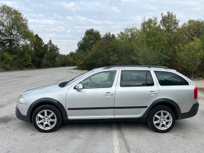 Skoda Octavia 2.0TDI-140-BMM-SCOUT-XENON, снимка 6 - Автомобили и джипове - 52056497