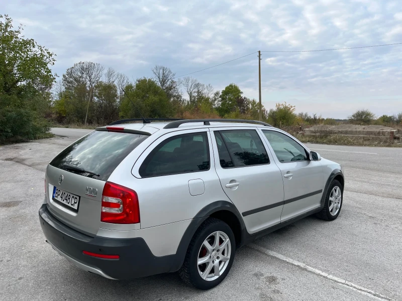 Skoda Octavia 2.0TDI-140-BMM-SCOUT-XENON, снимка 3 - Автомобили и джипове - 52056497