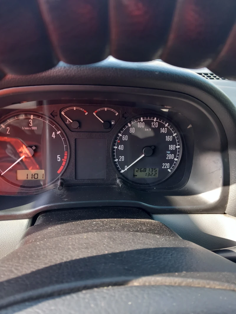 Skoda Octavia, снимка 9 - Автомобили и джипове - 52490195