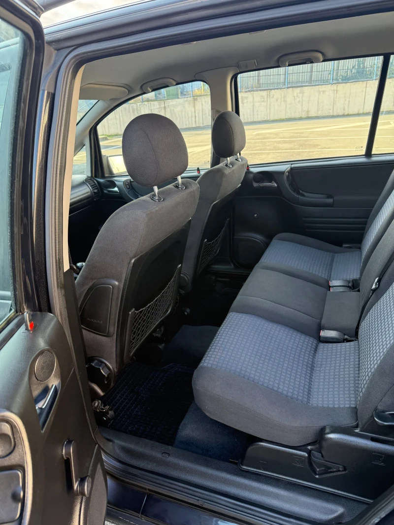Opel Zafira, снимка 7 - Автомобили и джипове - 52695267