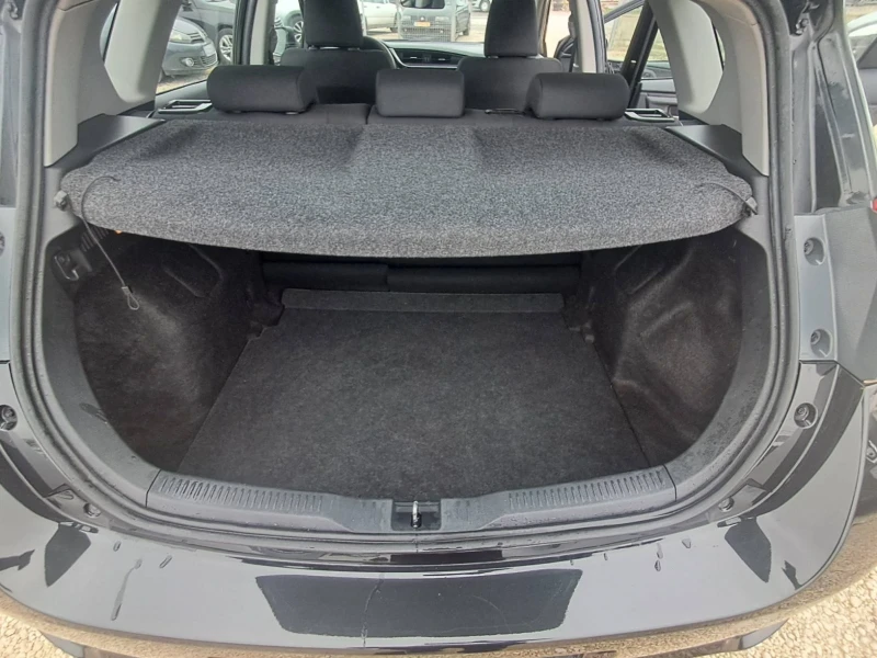 Toyota Auris 1.3Бензин 51000km!!!, снимка 12 - Автомобили и джипове - 52738886