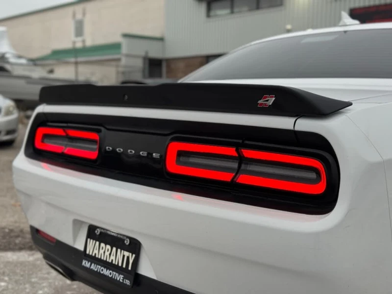 Dodge Challenger SXT* AWD* АвтоКредит* (ЦЕНА ДО БГ), снимка 6 - Автомобили и джипове - 53384906