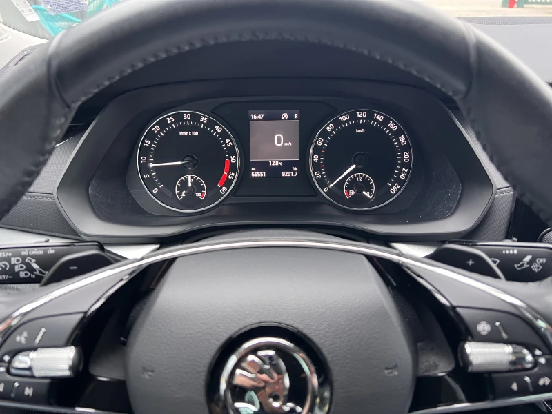 Skoda Octavia AMBITION/2.0TDI/116K.C./7AT/ГАРАНЦИЯ, снимка 12 - Автомобили и джипове - 53463416