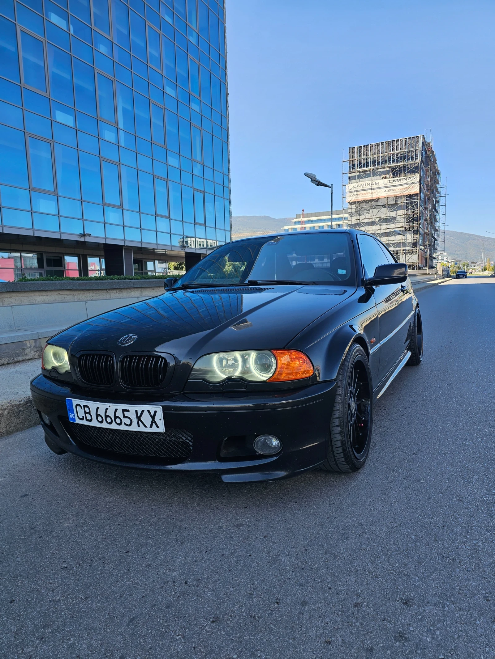 BMW 330, снимка 1