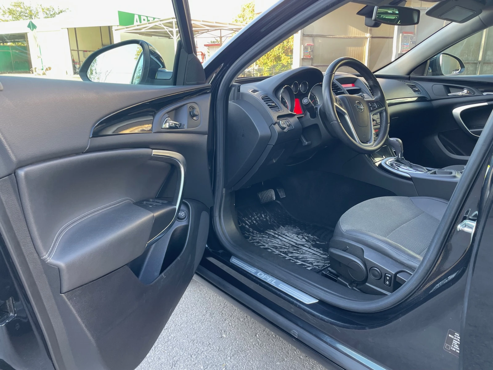 Opel Insignia 2.0/220 H.P./4x4/ | Mobile.bg — изображение 12