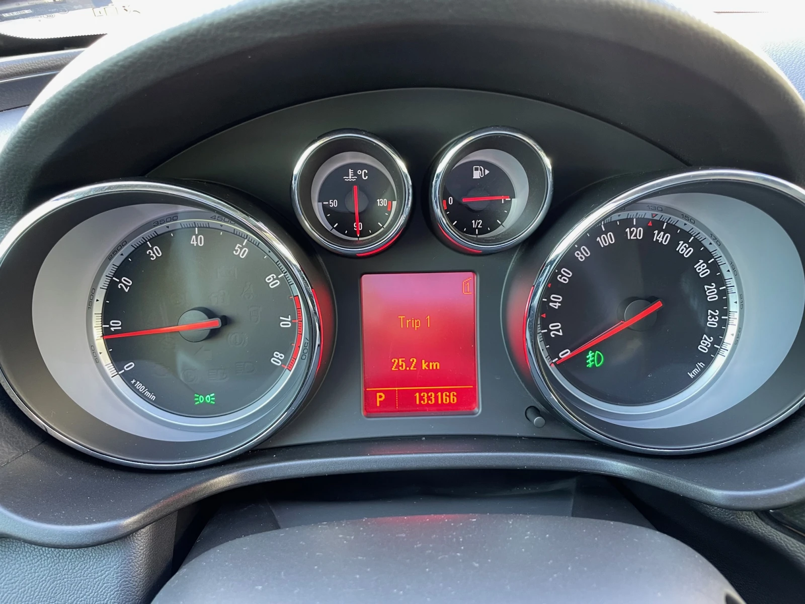 Opel Insignia 2.0/220 H.P./4x4/ | Mobile.bg — изображение 11