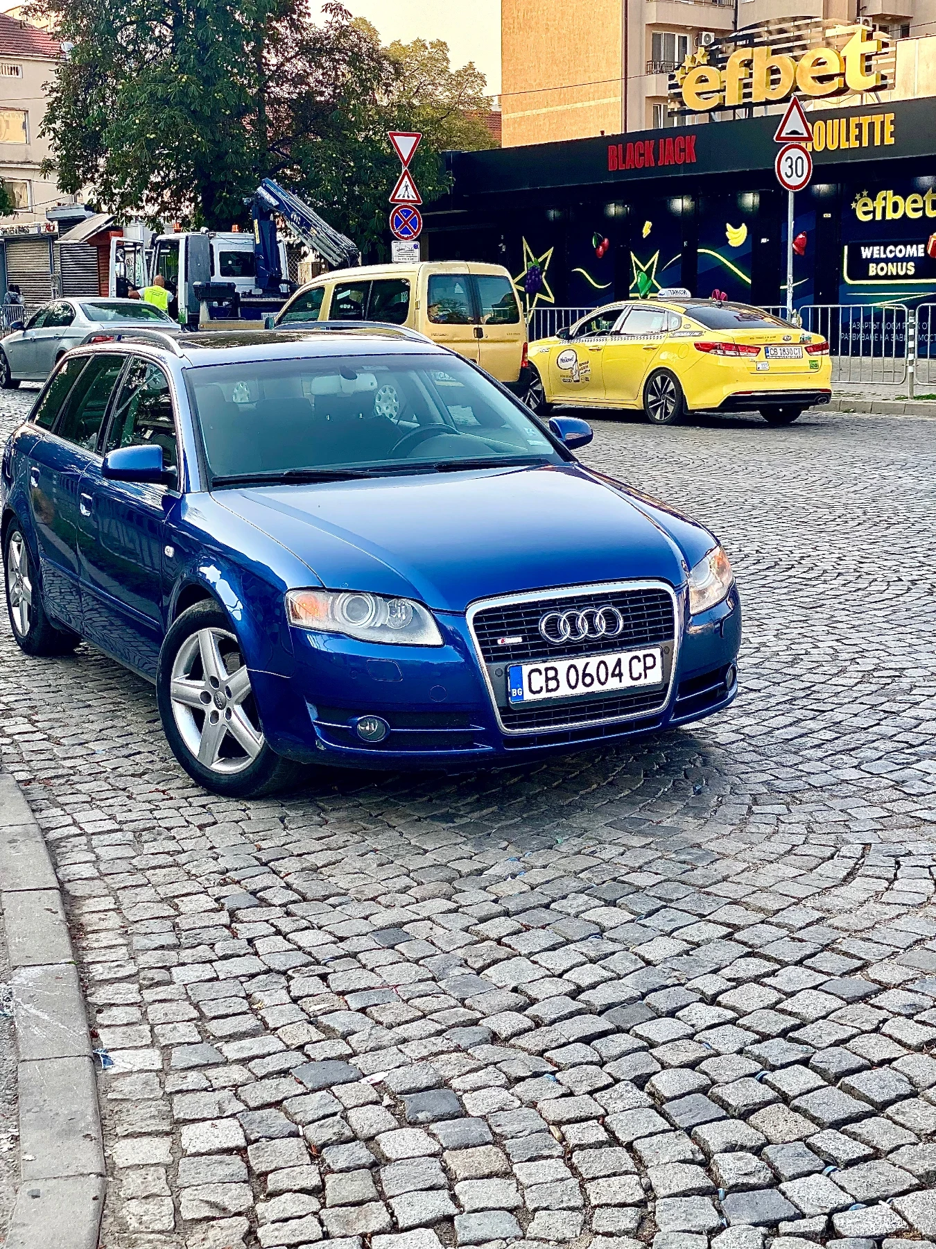 Audi A4  - изображение 6
