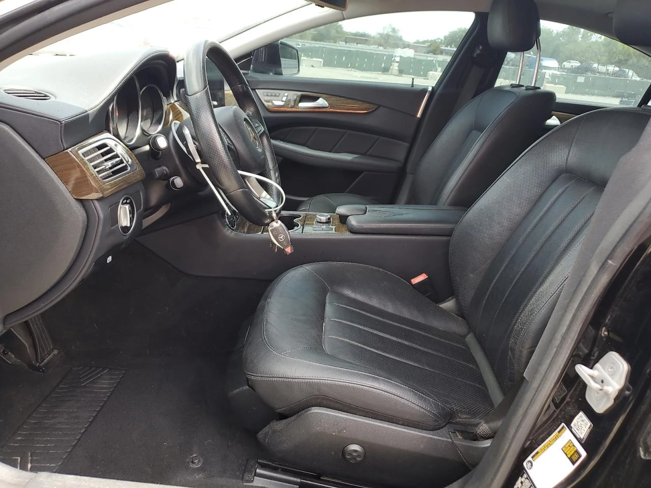 Mercedes-Benz CLS 400 AMG* Harman/Kardon* Blins Spot* Keyless - изображение 7