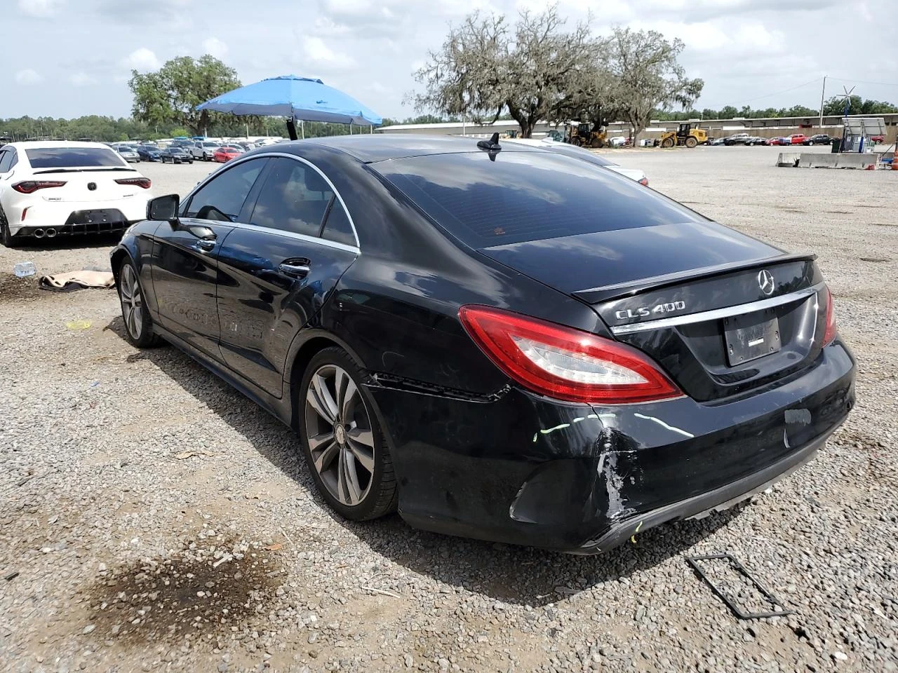 Mercedes-Benz CLS 400 AMG* Harman/Kardon* Blins Spot* Keyless - изображение 4
