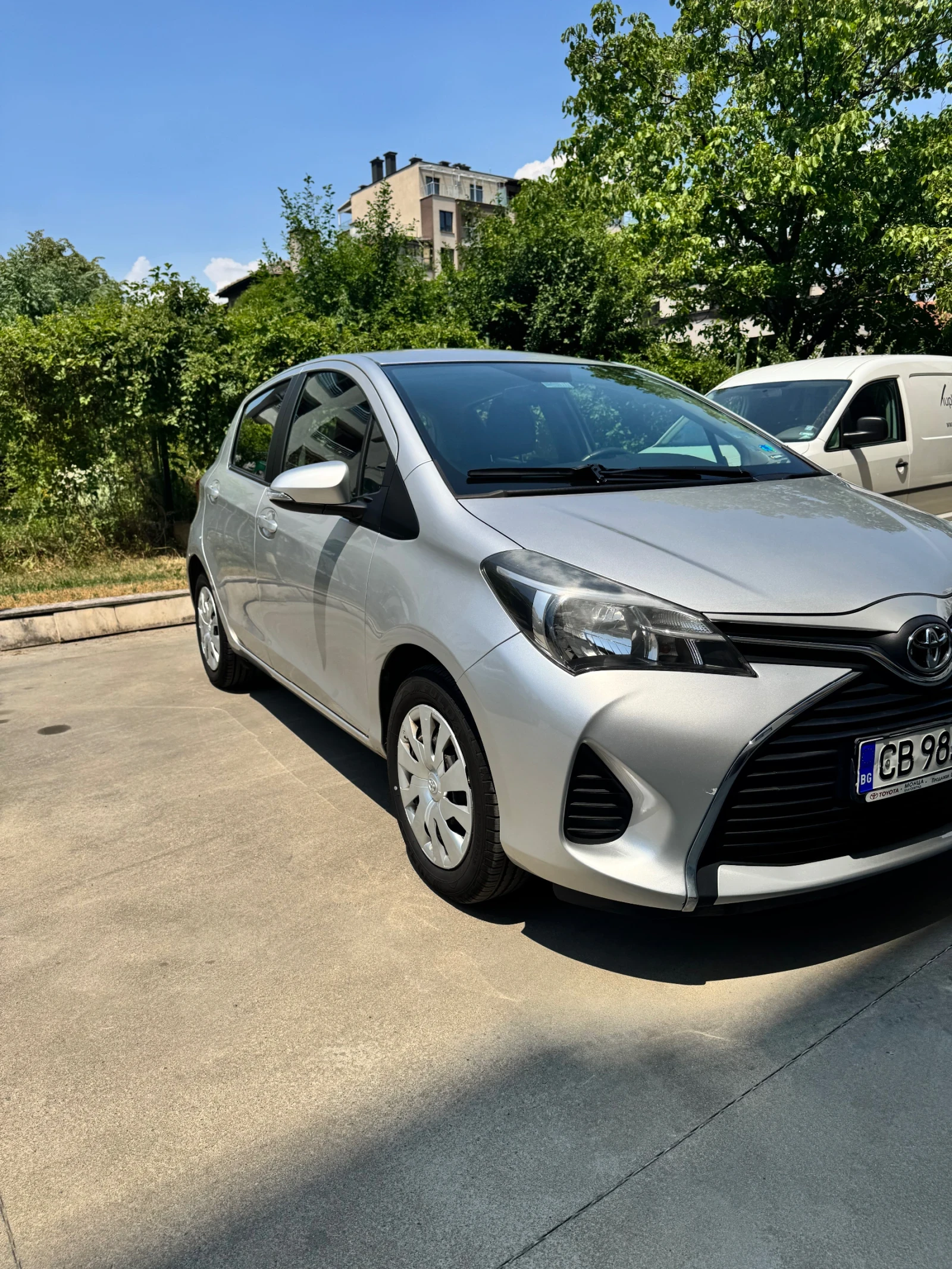 Toyota Yaris  - изображение 5