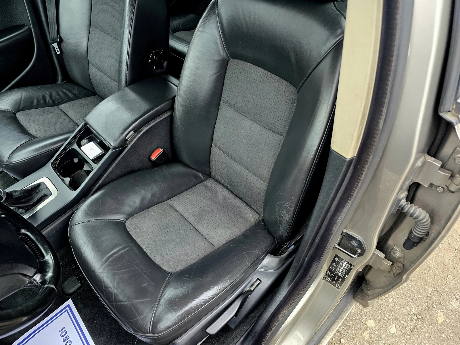Volvo V70 2.4d/КОЖА/УНИКАТ - изображение 8