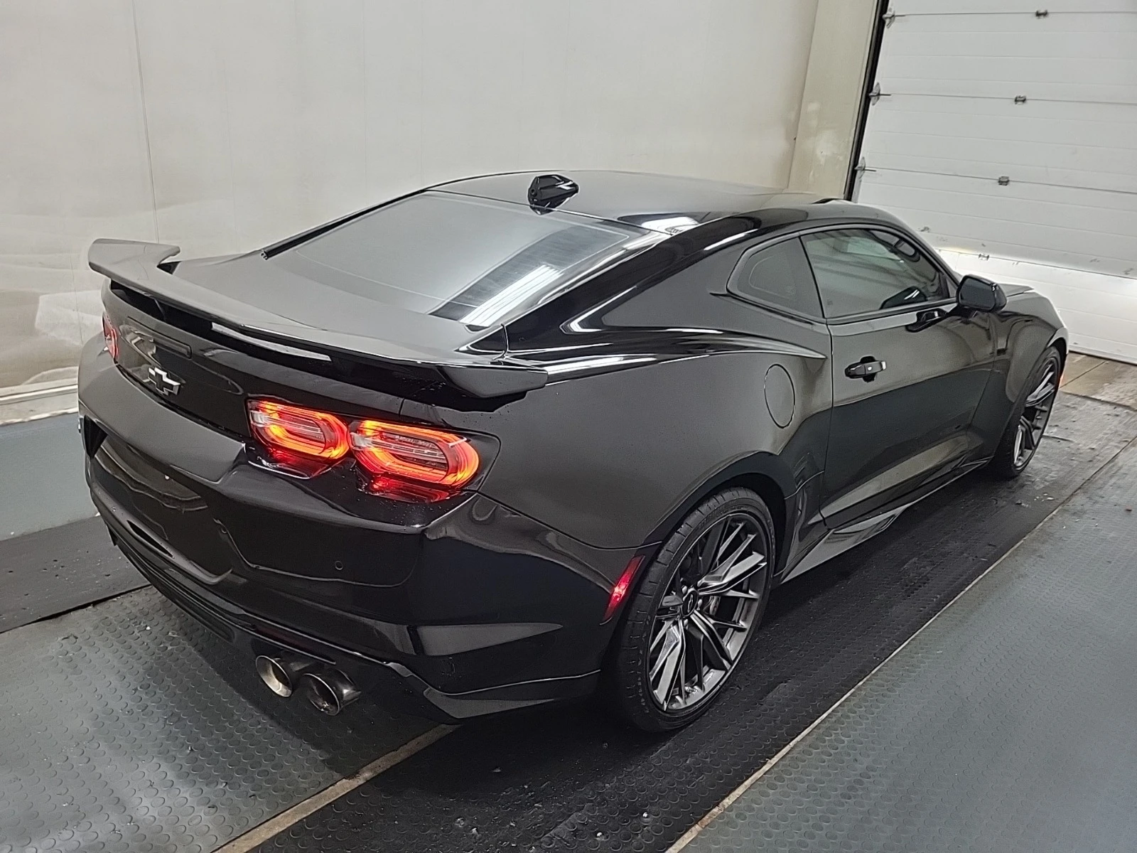 Chevrolet Camaro ZL1 * * CARFAX * * АВТО КРЕДИТ * *  - изображение 4
