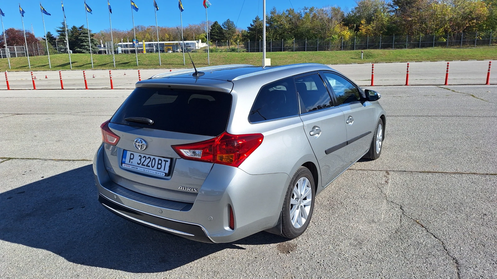 Toyota Auris  - изображение 4