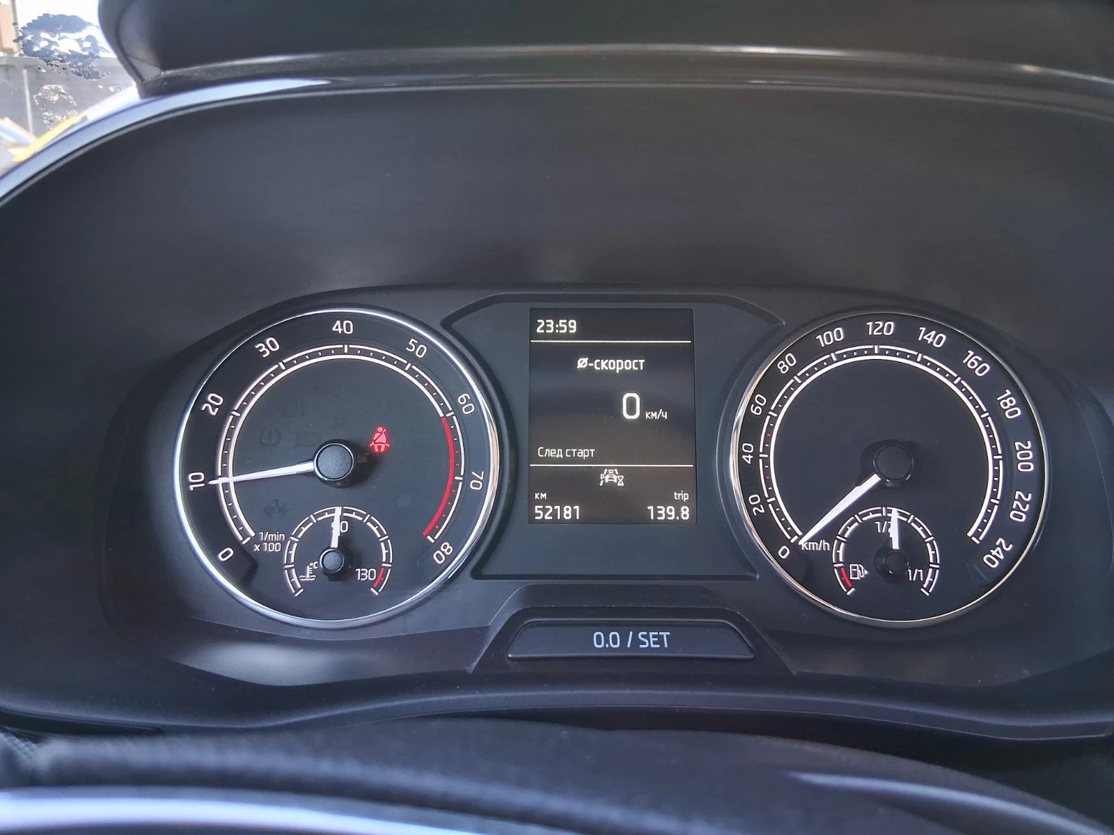 Skoda Fabia AMBITION 1, 0 MPI 48, 00 kW 5-степенна механична - изображение 9