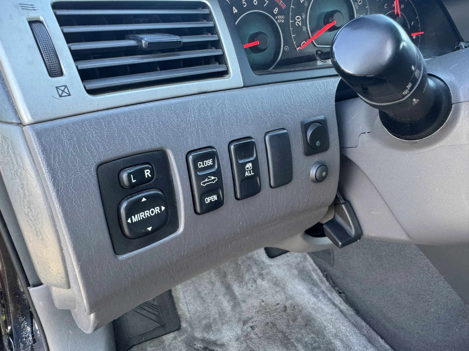 Mercedes-Benz E 350 Toyota Camry Solara 3.3i | Mobile.bg � ����������� 14