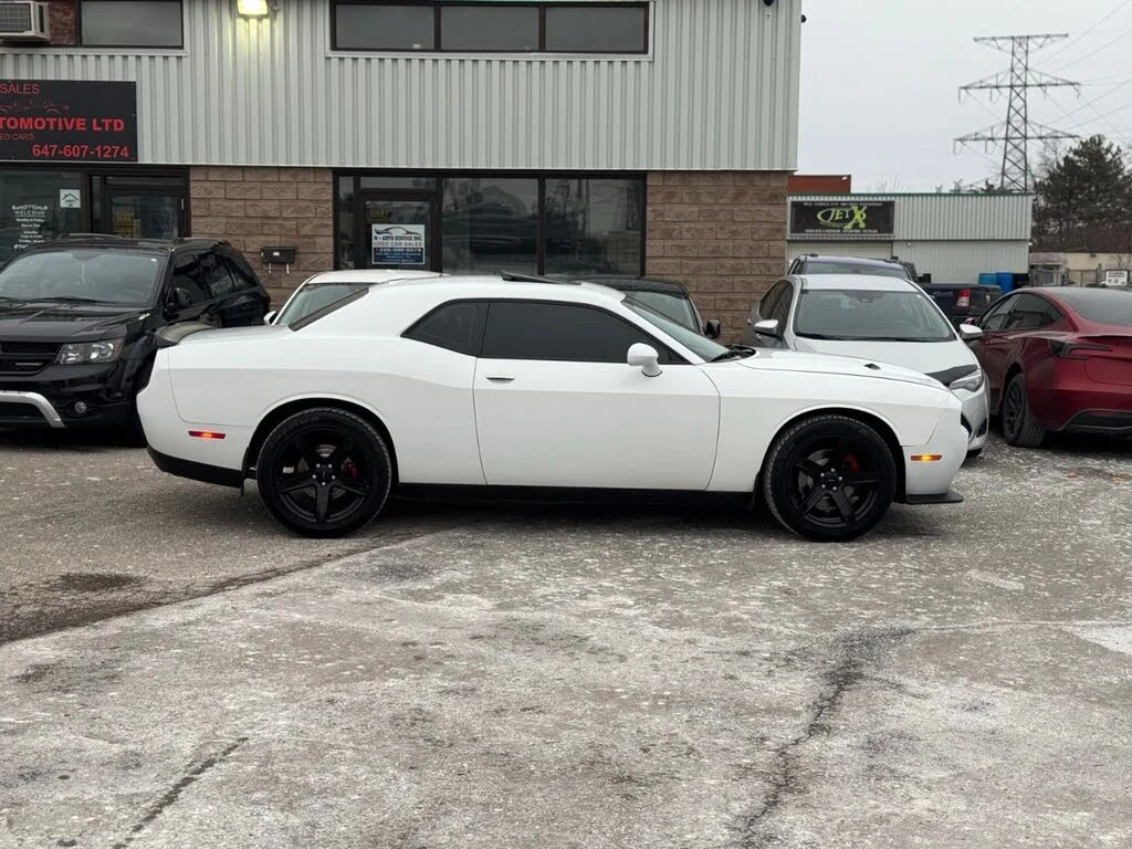 Dodge Challenger SXT* AWD* АвтоКредит* (ЦЕНА ДО БГ) - изображение 4