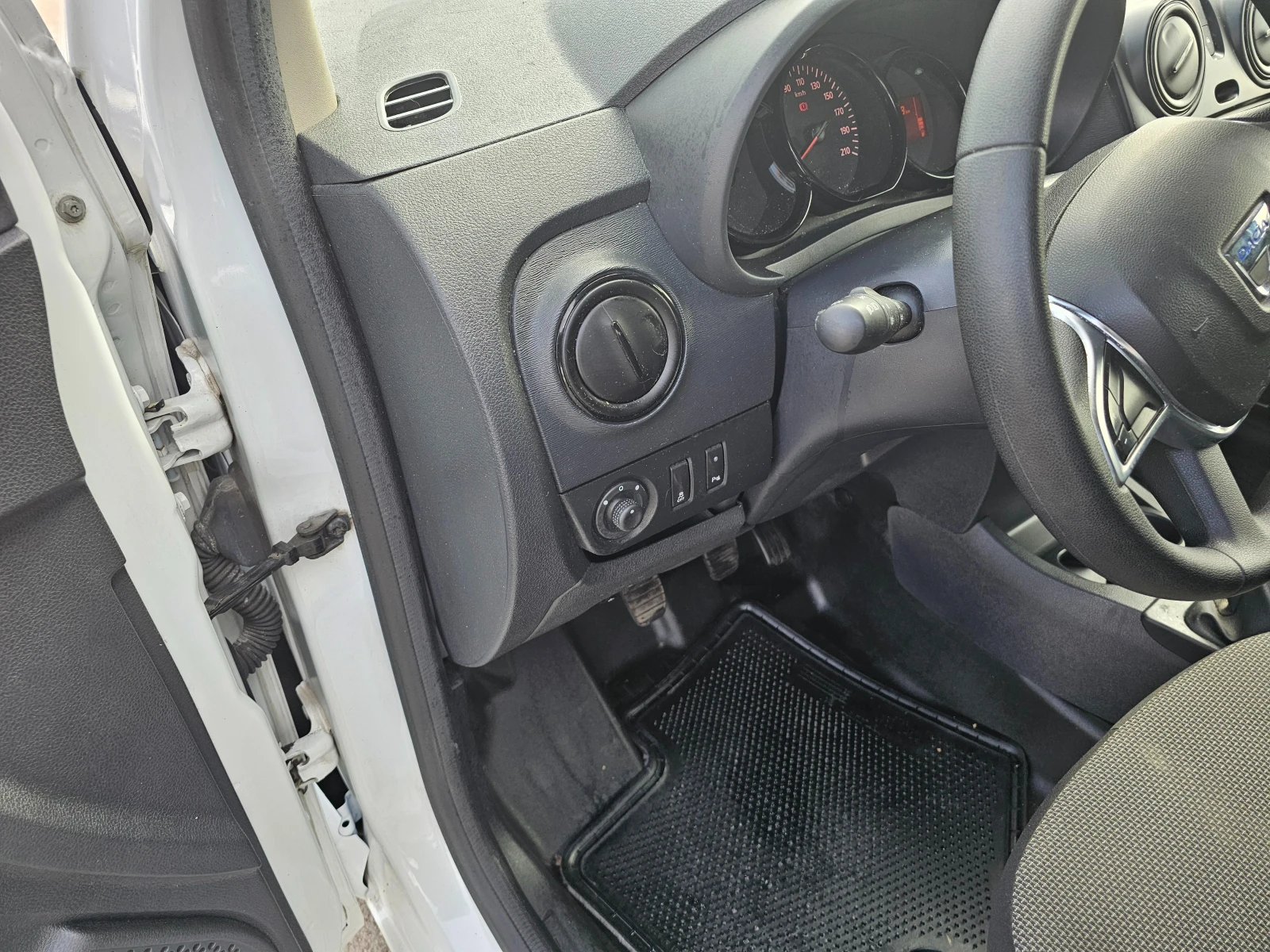 Dacia Dokker 1.3 102kc - изображение 10