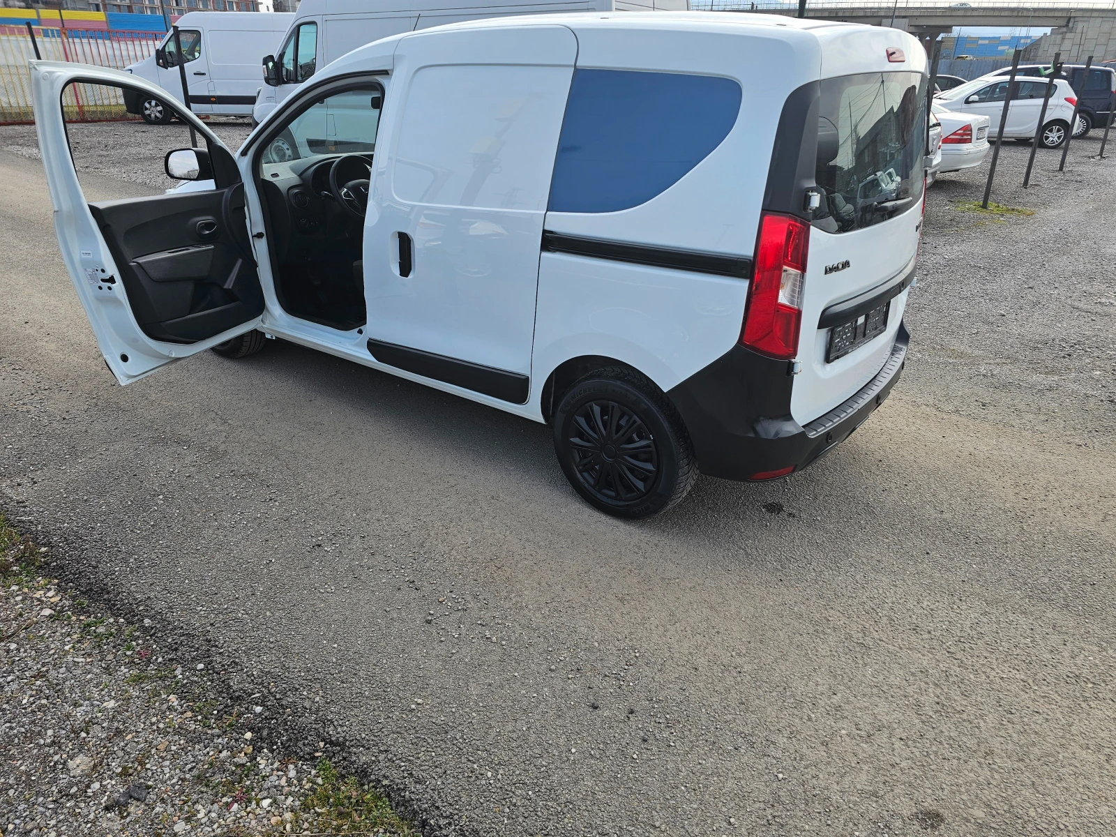 Dacia Dokker 1.3 102kc | Mobile.bg � ����������� 17