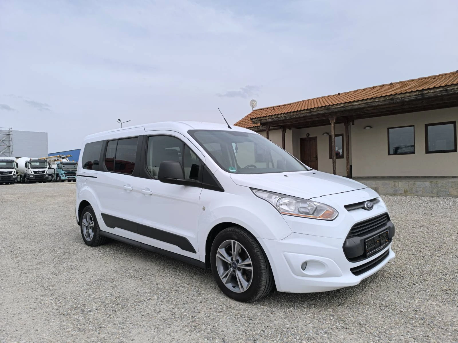 Ford Tourneo Connect 1.6 TDCI 7 МЕСТЕН