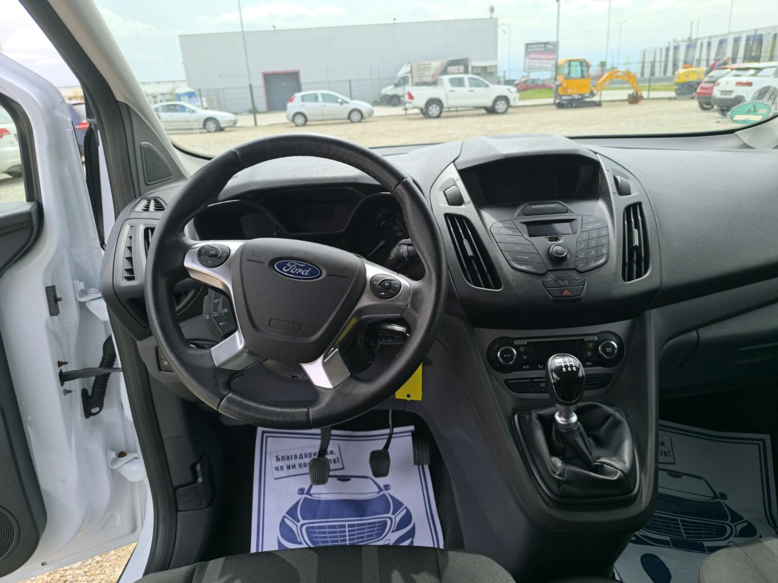 Ford Tourneo Connect 1.6 TDCI 7 МЕСТЕН, снимка 11 - Автомобили и джипове - 54067768